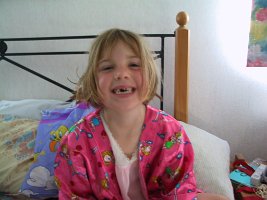 100-0033_IMG