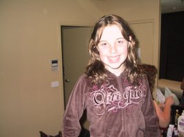 7772